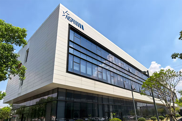 全球首發(fā)!NGA智能電動(dòng)半掛車有啥特別?